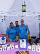 E & E Family photo under event tnt